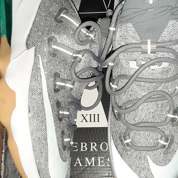 LEBRON'S 13 LOW stealth - Picture 5 of 6